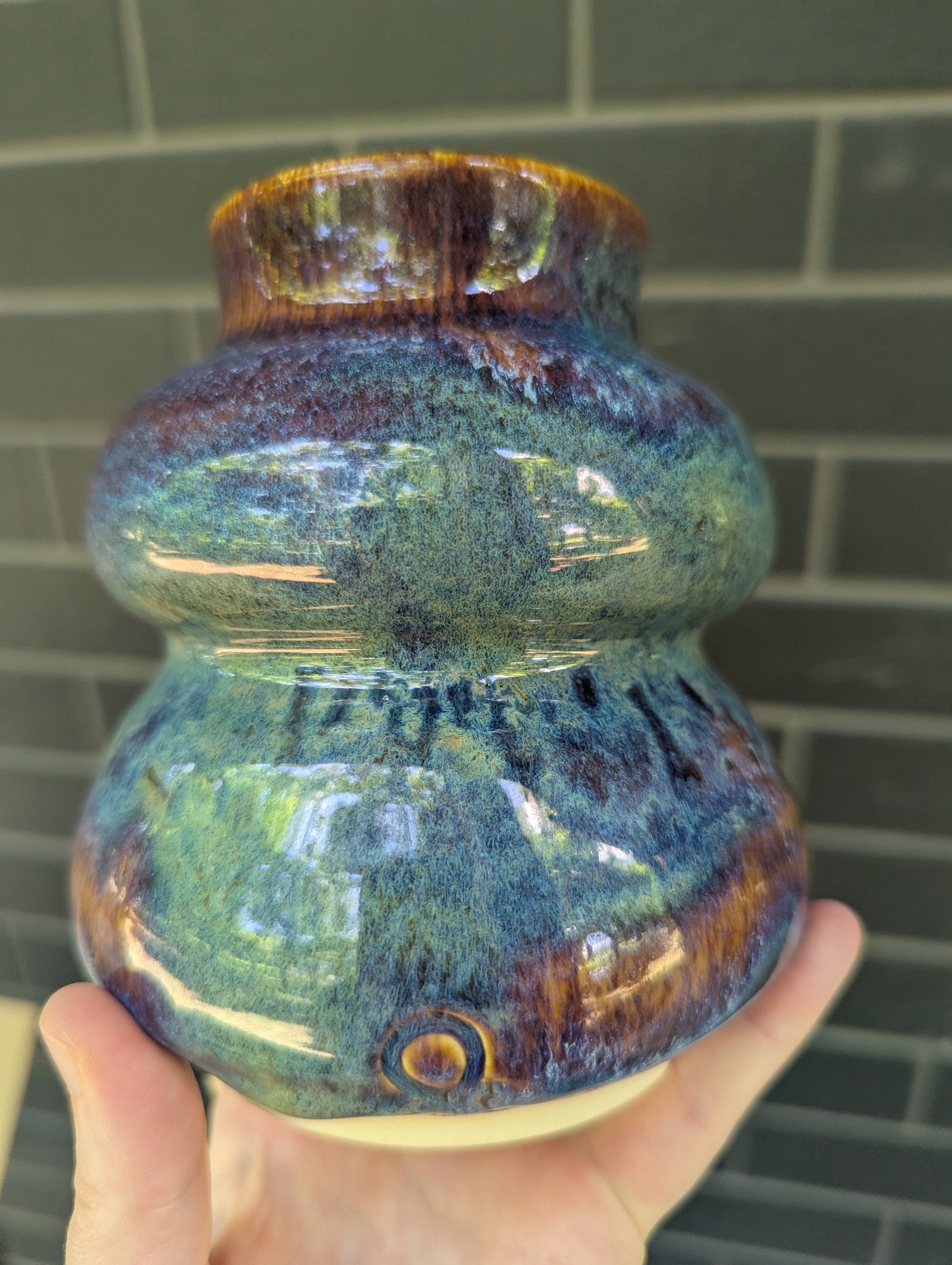 Wavy Vase