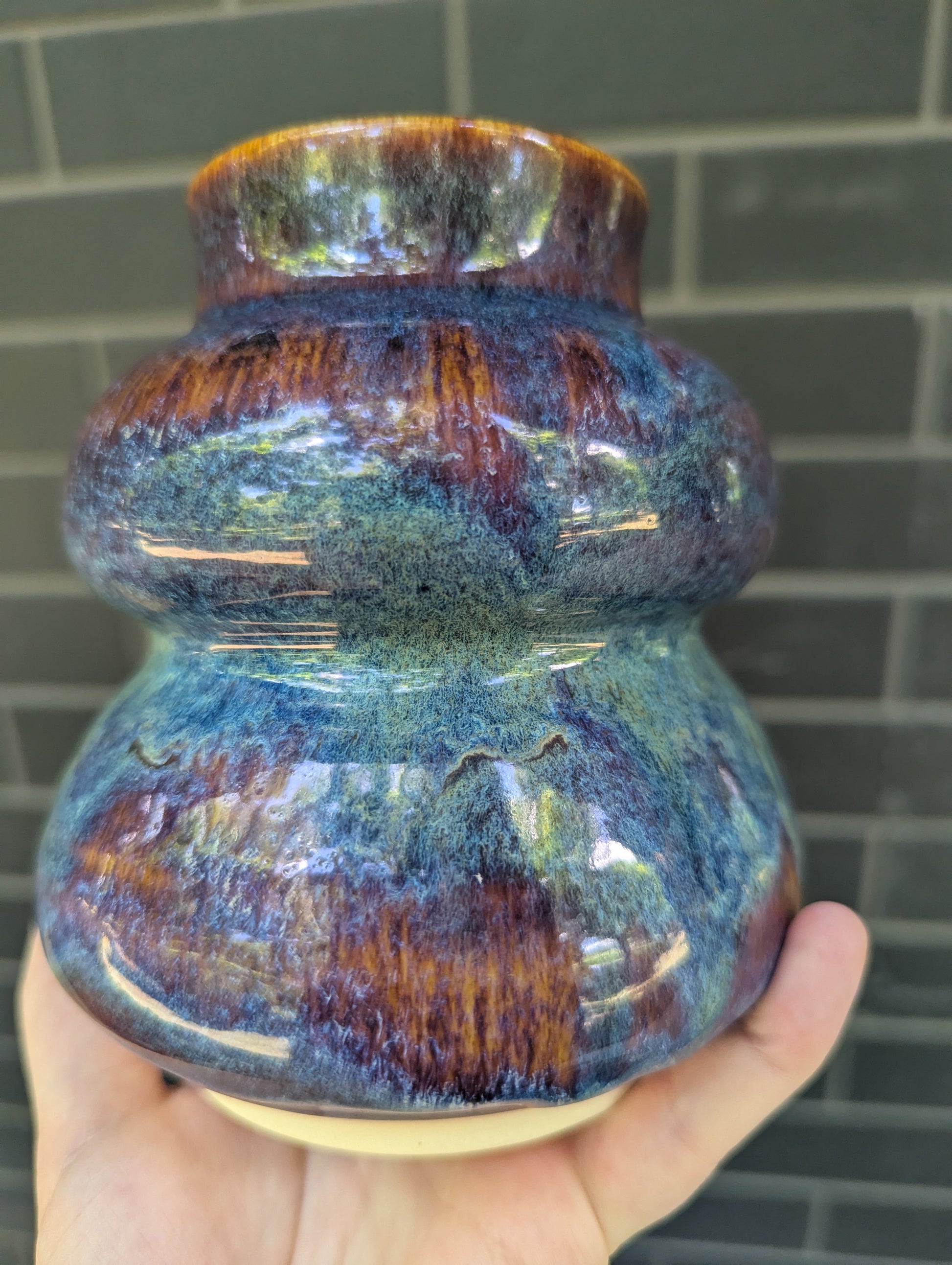 Wavy Vase